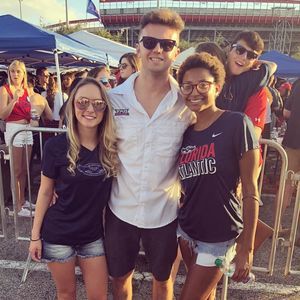 Meet your Posher, Conner